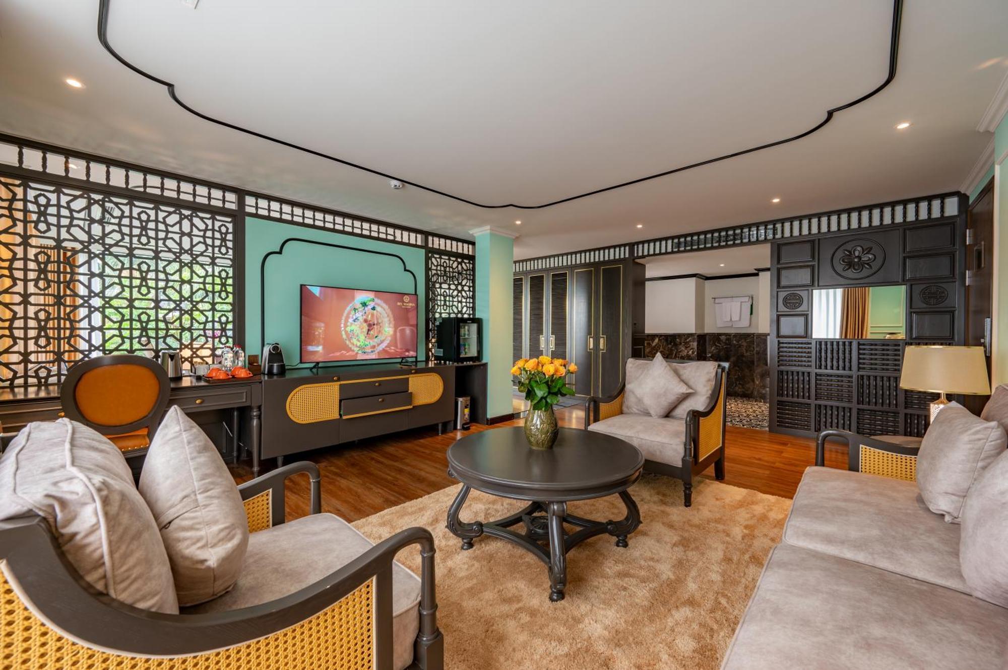 Bel Marina Hoi An Resort Exterior foto Living room of a suite